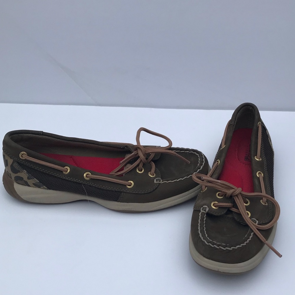 NWOT sperry top - siders leopard print .